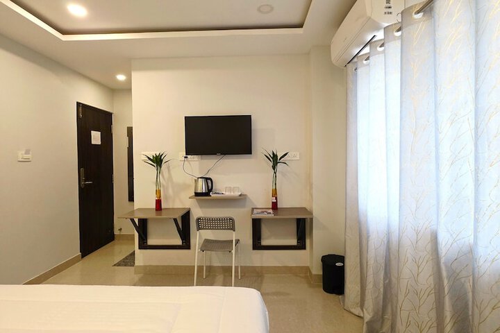 Room 8 of 29