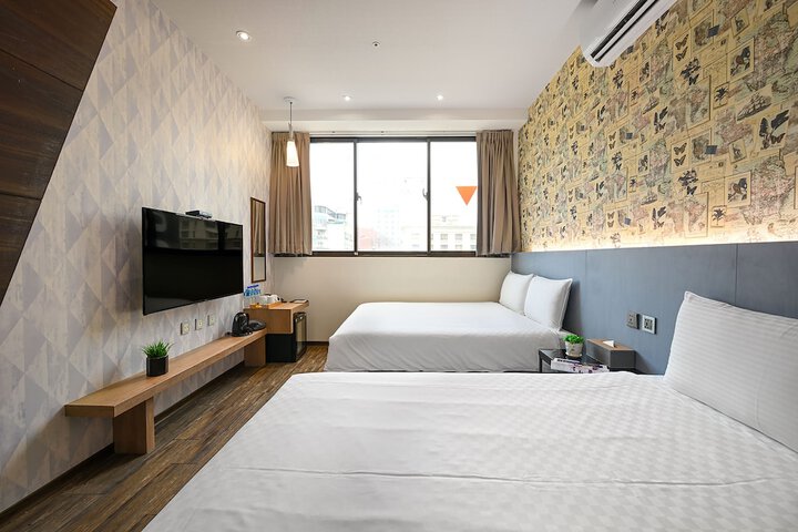 Room 26 of 86