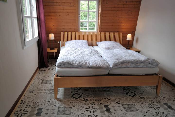 Room 3 of 61