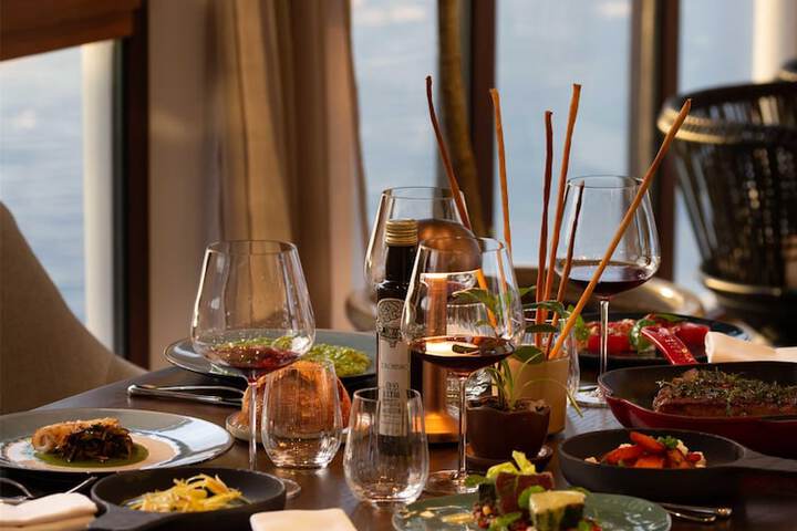 Dining 115 of 152
