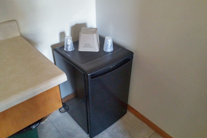 Room 72 of 104