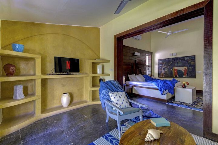 Room 2 of 54