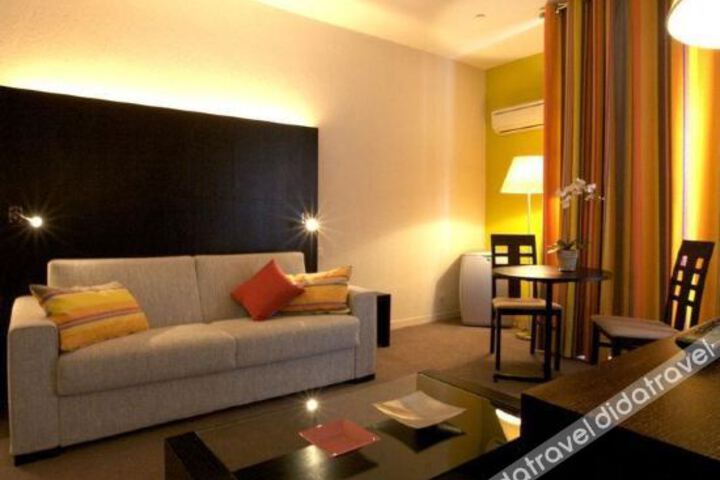 Hotel Interior 14 of 61