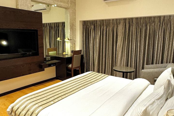 Room 26 of 52