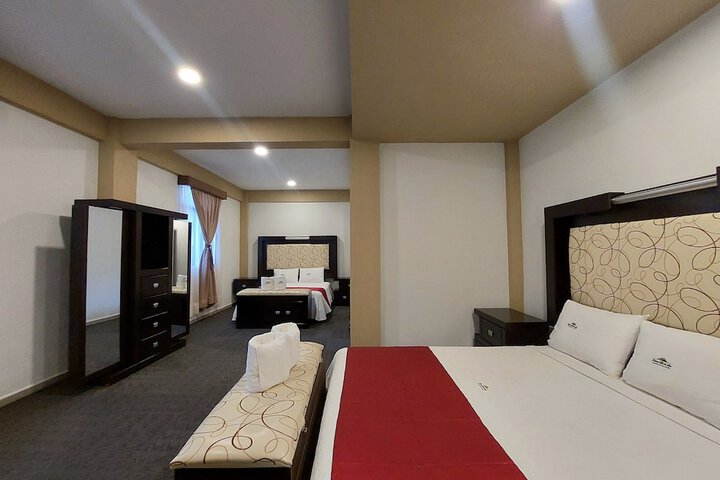 Room 11 of 34