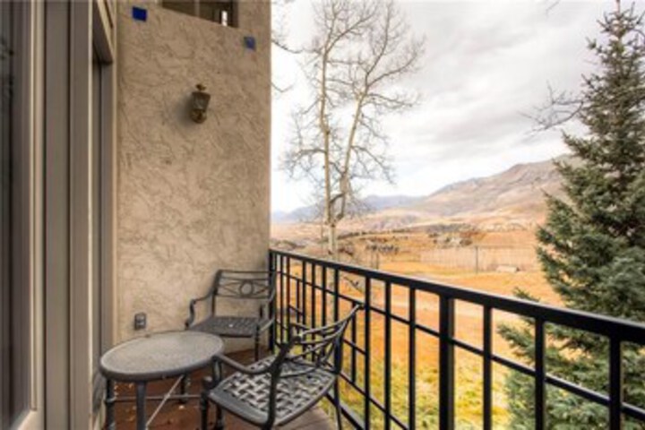Terrace/Patio 3 of 34