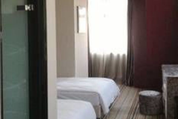 Room 46 of 52