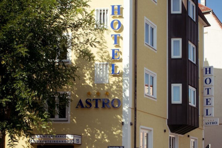 Hotel 73 of 74