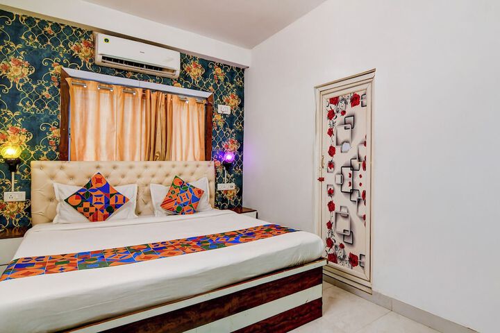 Room 16 of 26