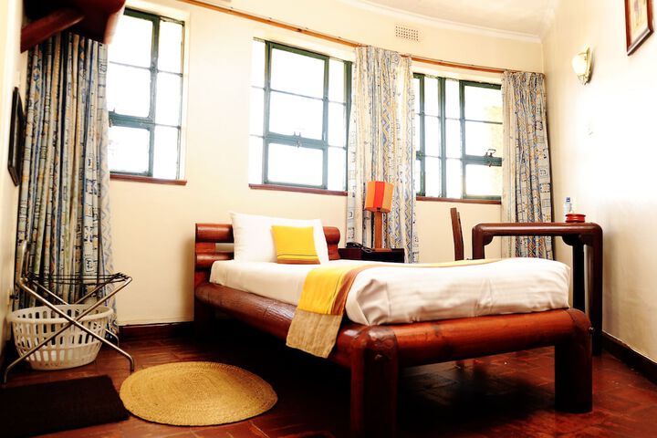Room 22 of 54