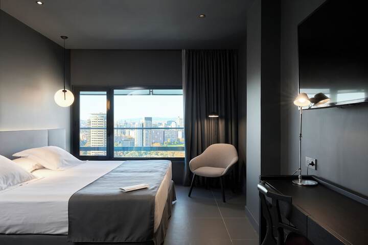Room 42 of 84