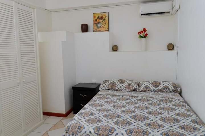 Room 7 of 51