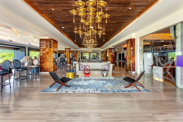 Hotel Interior 10 of 261