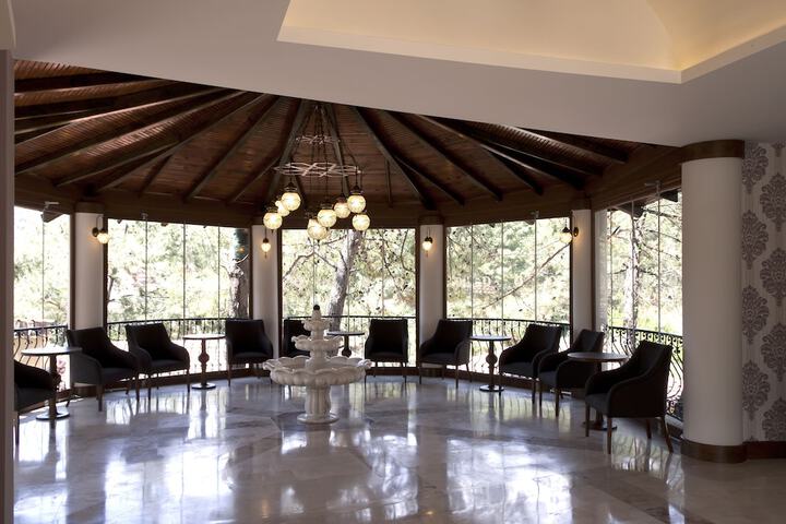 Lobby Entry
