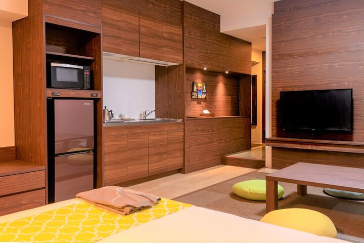 Room 12 of 40
