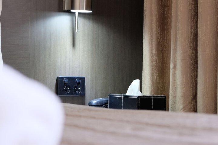 Room 15 of 144