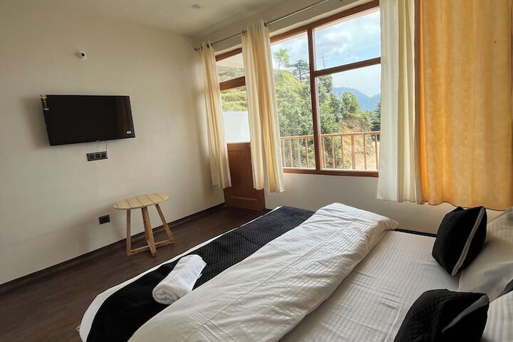 Room 10 of 27