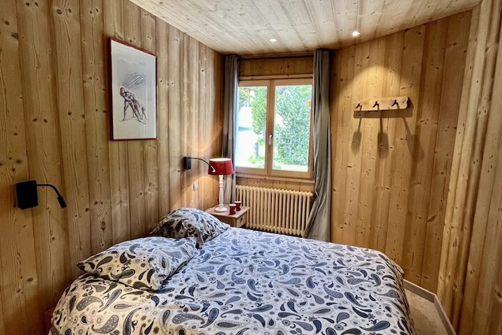 Room 12 of 68