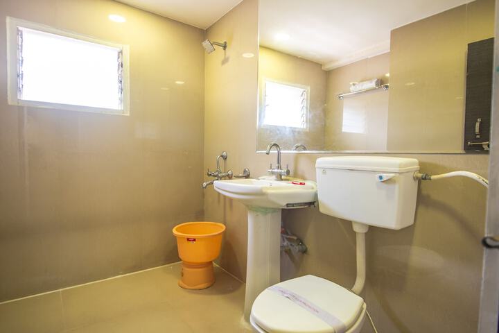 Room 18 of 27