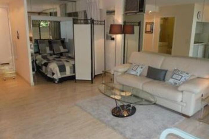 Room 3 of 12