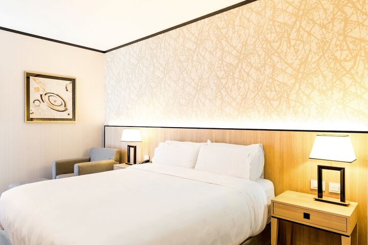 Room 10 of 89