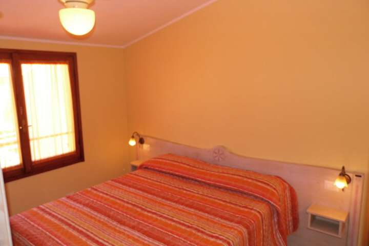 Room 25 of 160