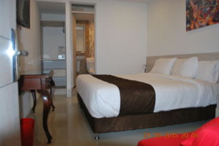Room 27 of 56