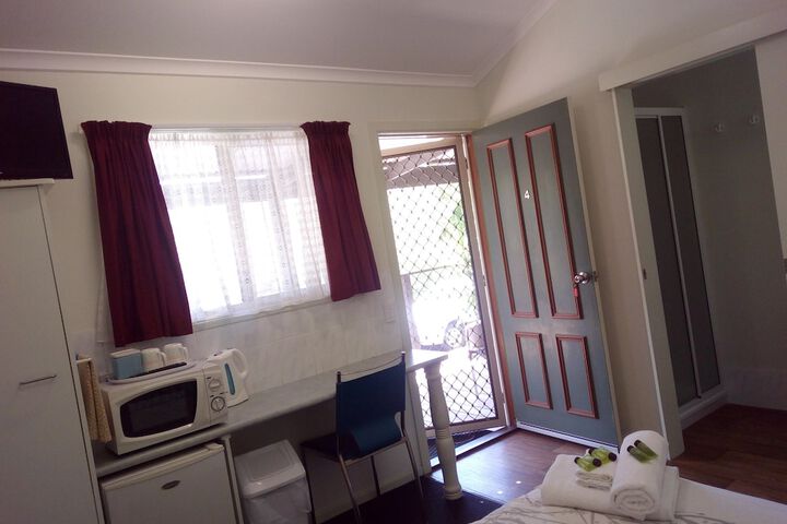 Room 4 of 35