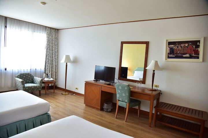 Room 21 of 86