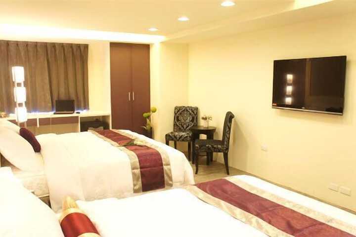 Room 36 of 61