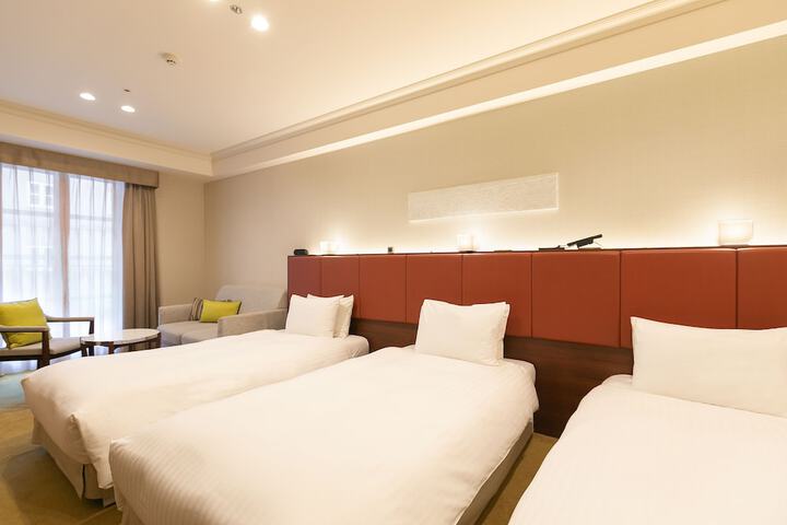 Room 25 of 121