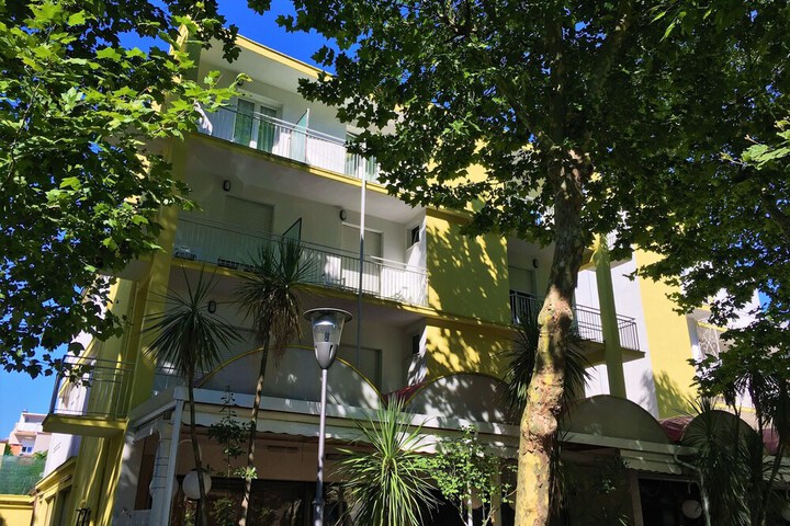 Hotel 44 of 44