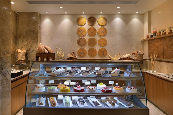 Dining Photos