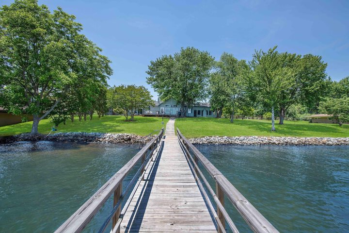 Property Grounds 32 of 41