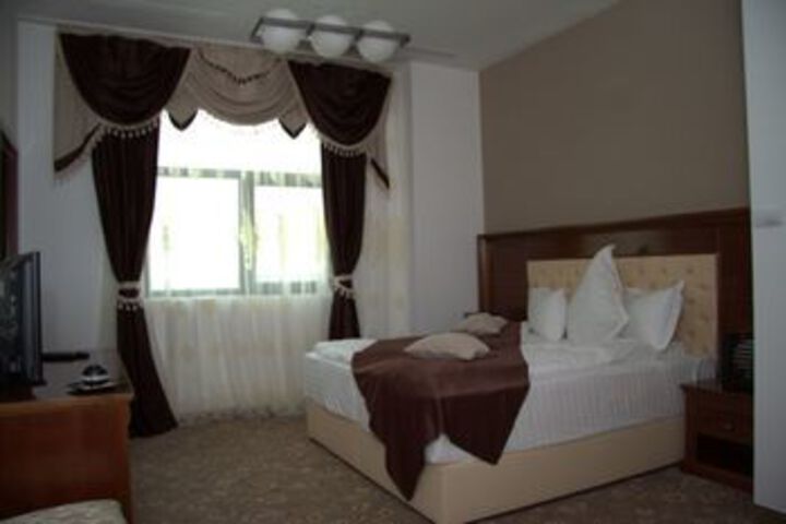 Room 22 of 43