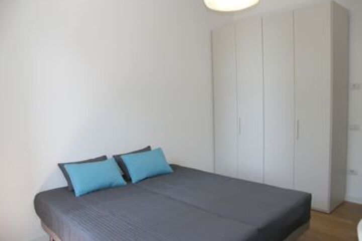 Room 5 of 25