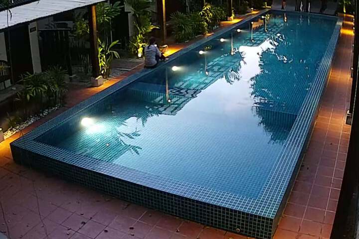 Pool 60 of 108