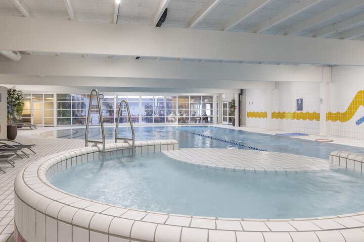 Pool 46 of 69