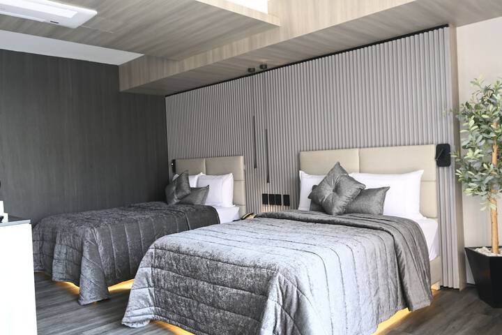 Room 16 of 64