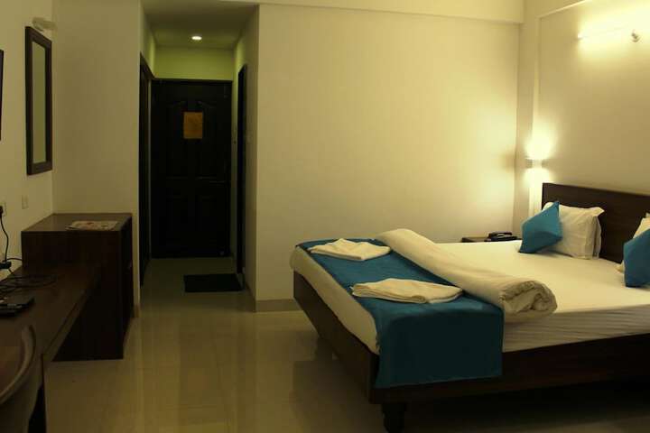 Room 7 of 38