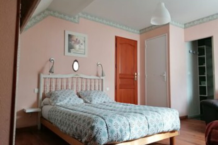 Room 14 of 32
