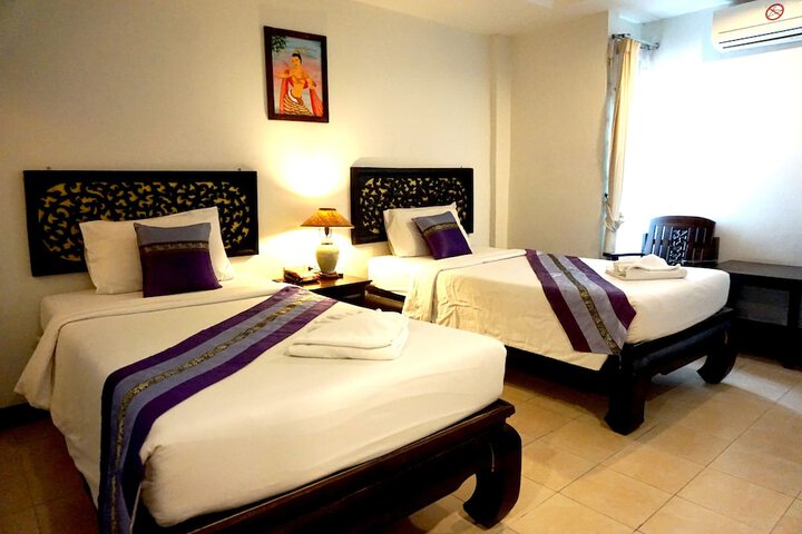 Room 16 of 35