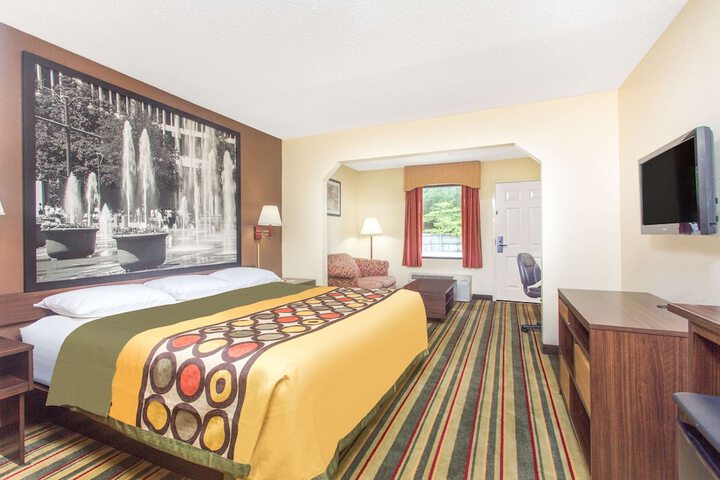 1 King Bed (14 of 15)