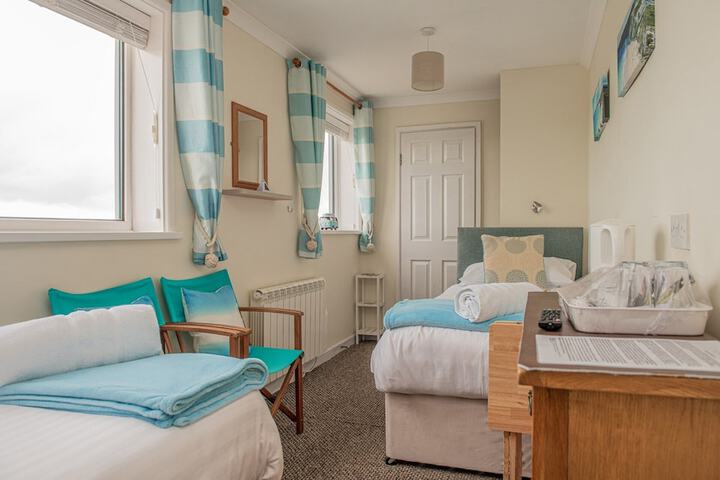 Room 7 of 70
