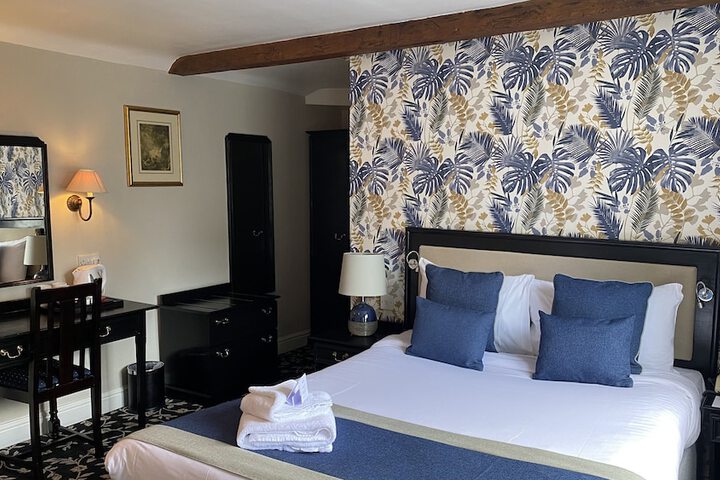 Room 43 of 103
