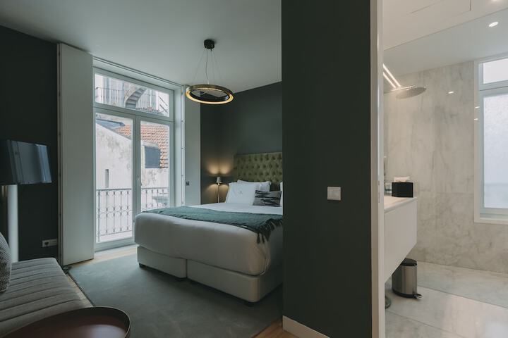 Room 56 of 245