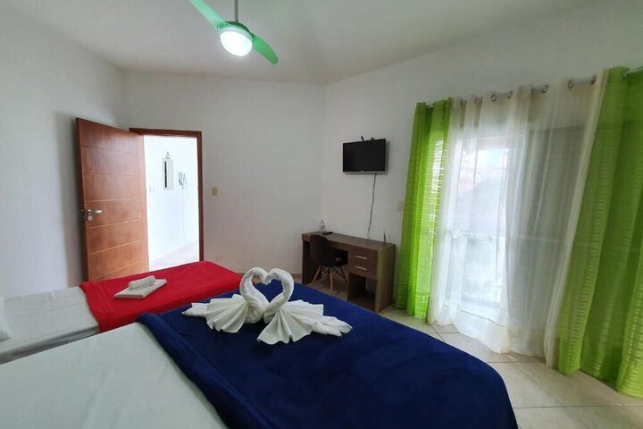 Room 8 of 22