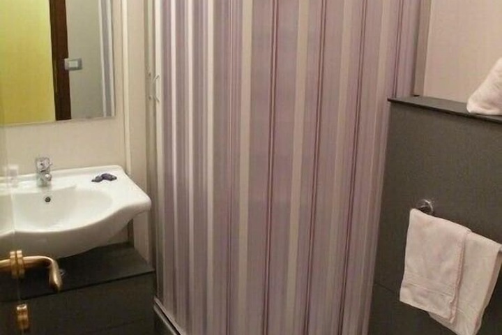 Room 38 of 39