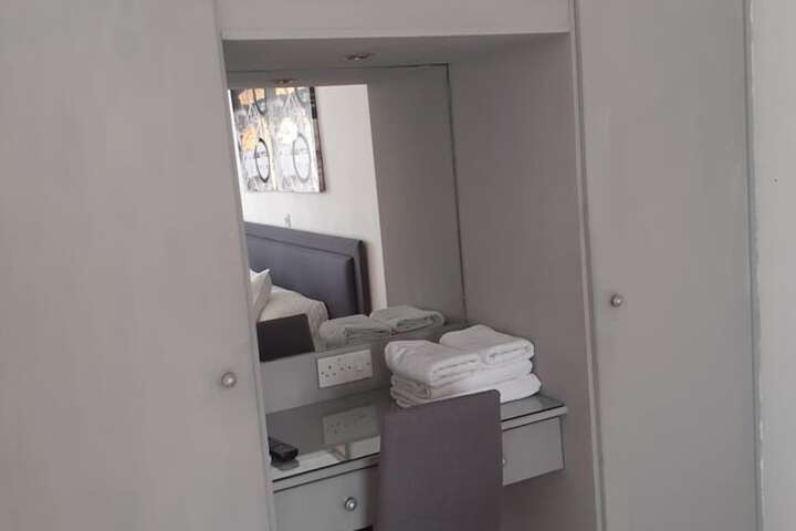 Room 34 of 61
