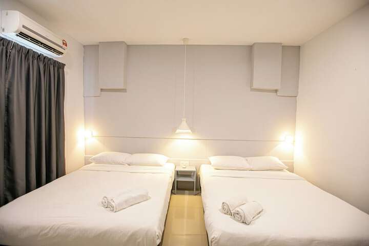 Room 16 of 45